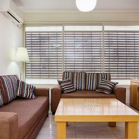 Apartments4You Dinara Bat Yam Εξωτερικό φωτογραφία