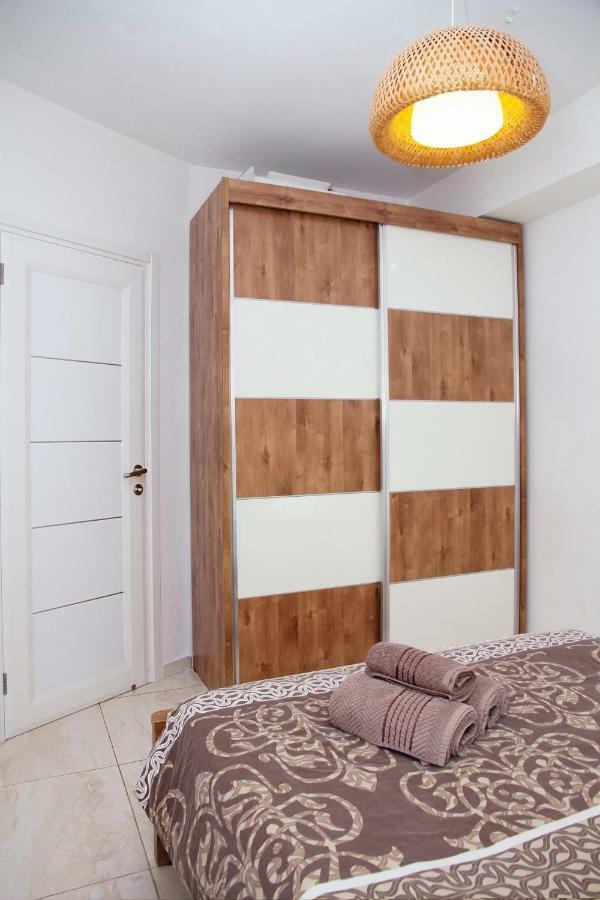 Apartments4You Dinara Bat Yam Εξωτερικό φωτογραφία