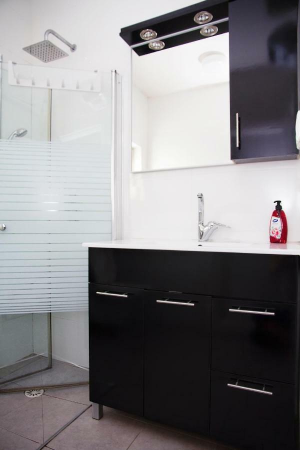 Apartments4You Dinara Bat Yam Εξωτερικό φωτογραφία