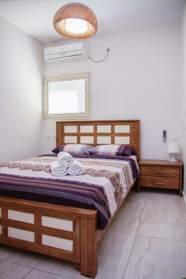 Apartments4You Dinara Bat Yam Εξωτερικό φωτογραφία