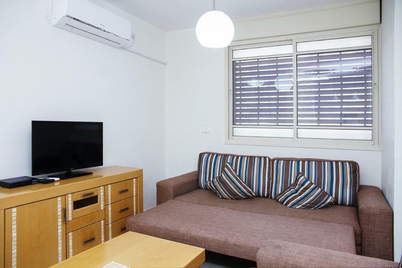 Apartments4You Dinara Bat Yam Εξωτερικό φωτογραφία